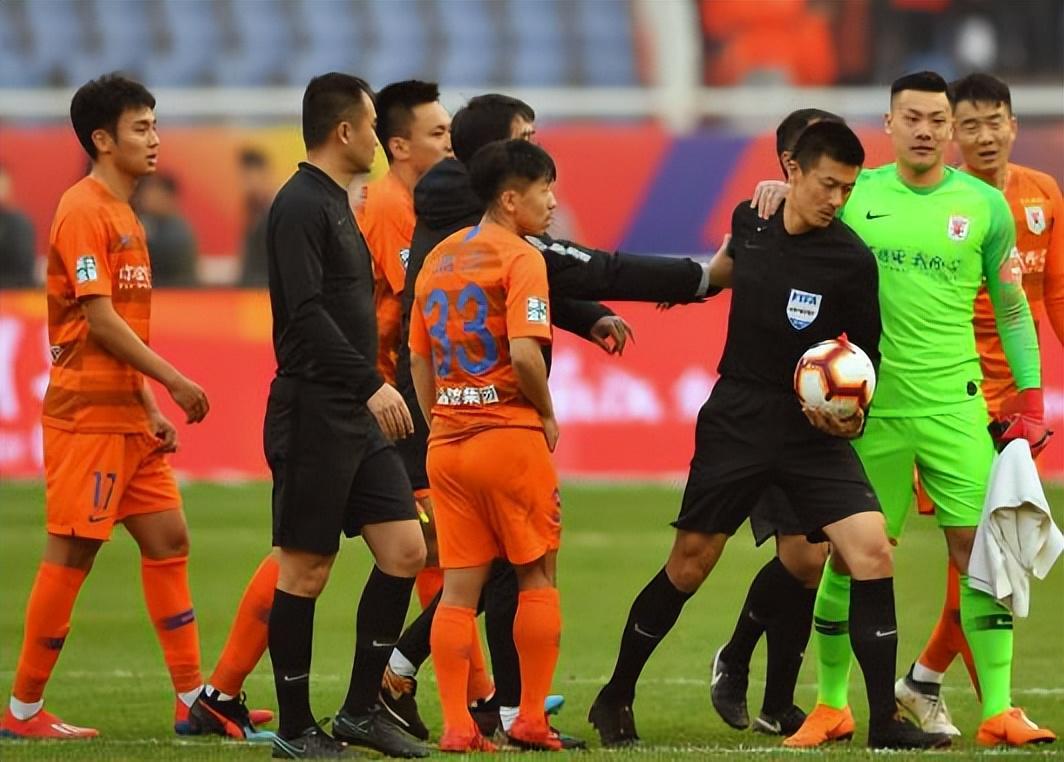 开云官网-喜讯！鲁能1月27日官宣重要决定，已为锋霸回归送上生日祝福