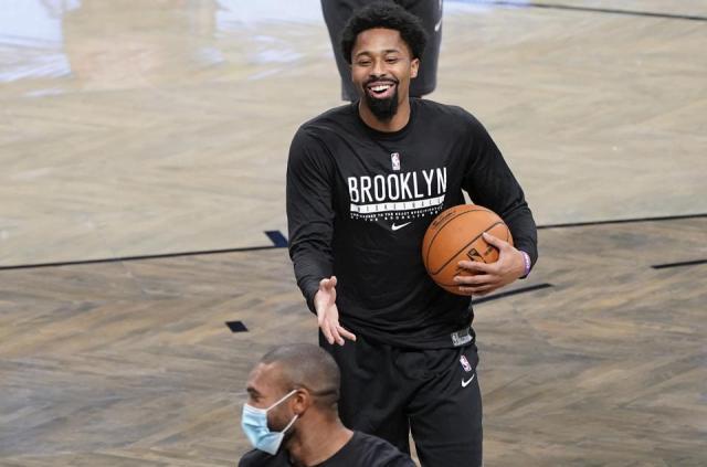 开云体育下载-丁威迪：希望季后赛就能复出 休赛期计划跳出合同